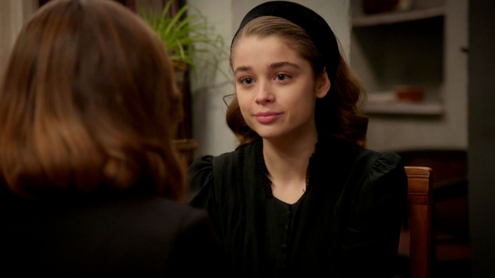 La Moderna: Maruja Mallo ofrece a Luisa irse a Roma a estudiar pintura - Salón de té La Moderna | Ver