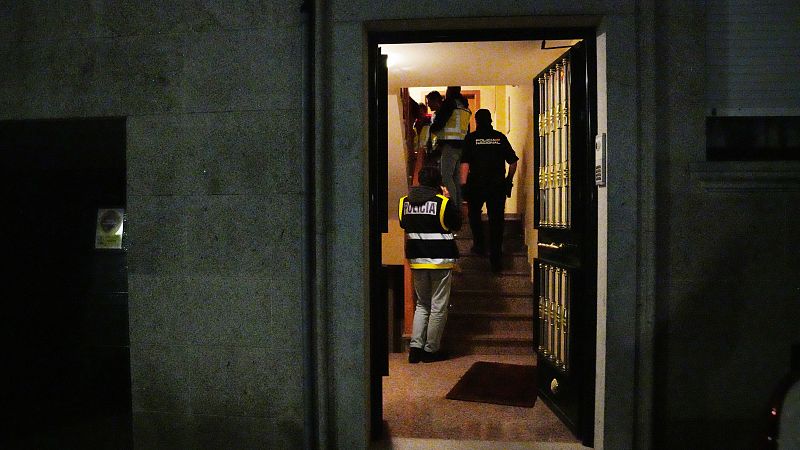 Duelo en Galicia por el último asesinato machista en Ribeira, A Coruña