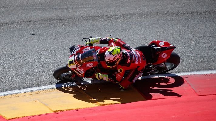  - Álvaro Bautista logra su primera victoria de la temporada en Montmeló