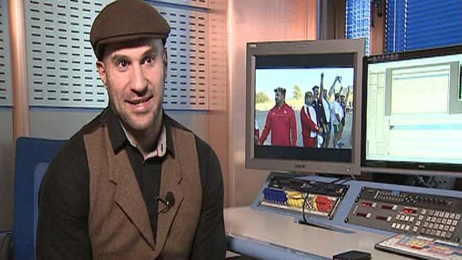 Aunque solo falta que se haga oficial, el atleta español Manolo Martínez será medallista olímpico... después de ocho años. Es la consecuencia de la resolución del COI de desposeer del oro al ucraniano Bilonog, por haber dado positivo por Oxandrolona