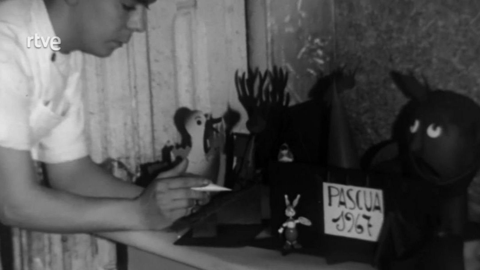 Mones de Pasqua de pastisseria - Mare Nostrum - arxiu - Mare Nostrum | Veure