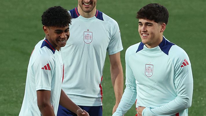 Telediario 1 - La Masía, cantera para la selección española