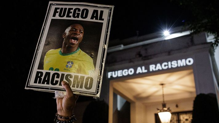 Telediario 1 - Vinícius y el valor de denunciar el racismo en el fútbol