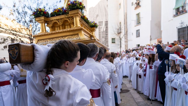 Procesiones de Semana Santa: los costaleros pueden soportar cargas de hasta mil kilogramos de peso