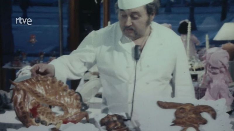 Arxiu TVE Catalunya - Entre nosaltres - Antoni Escribà fent mones de Pasqua