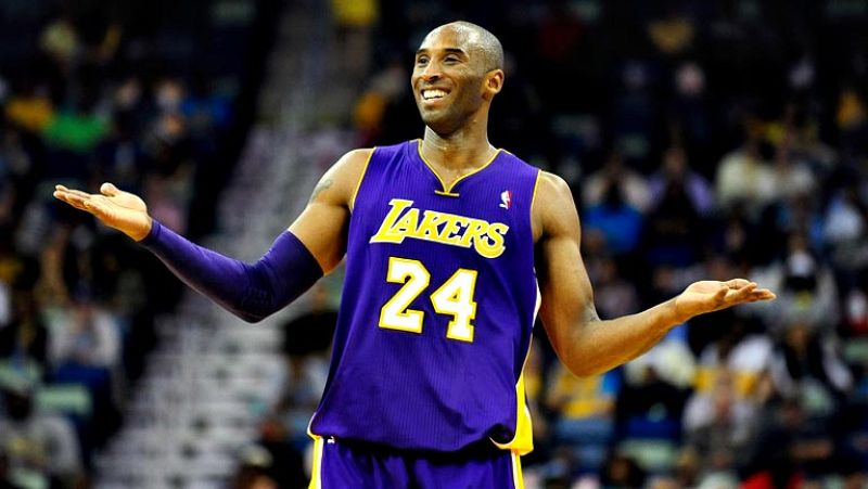 Kobe Bryant se convierte en el más joven en alcanzar los 30.000 puntos