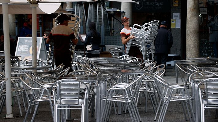 Telediario 2 - El mal tiempo nubla las previsiones para el turismo y la hostelería en Semana Santa