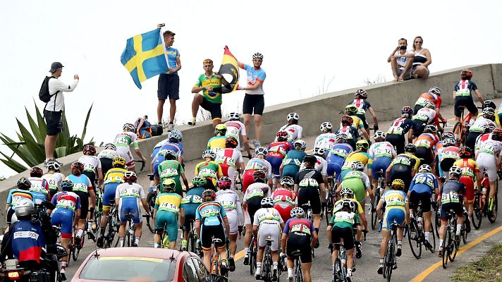 Telediario 2 - París 2024 | Las claves del ciclismo, por Indurain y Pereiro