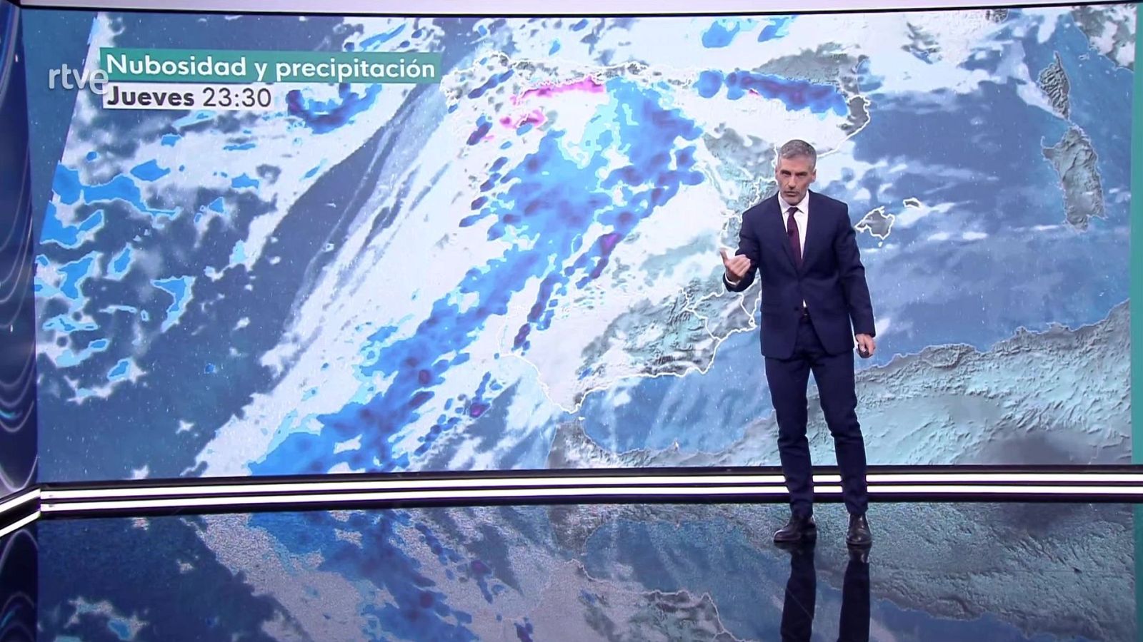 Intervalos de viento fuerte en amplias zonas de la Península y Baleares - ver ahora