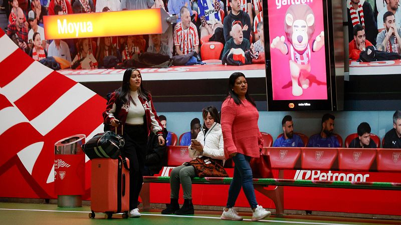 Bilbao se tiñe de rojiblanco para la final de la Copa del Rey