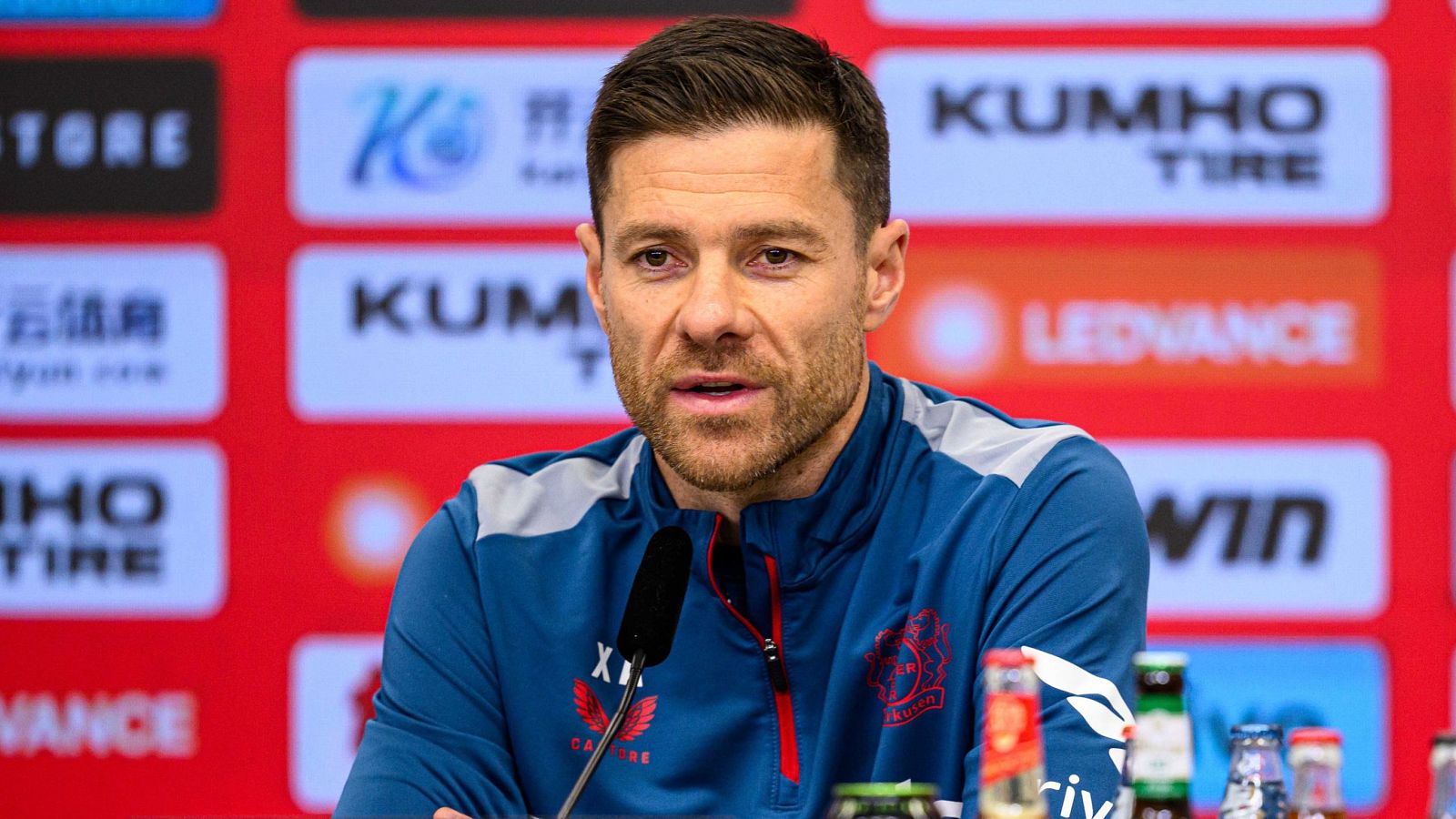Xabi Alonso confirma que sigue en el Bayer Leverkusen: "Me quedo" - Fútbol | Ver