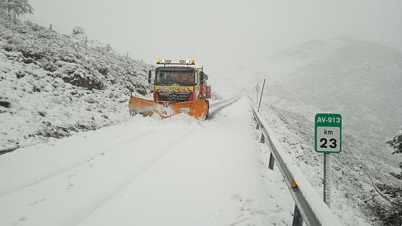 Nieve, lluvia y fuertes vientos: la borrasca Nelson no da tregua a la Semana Santa