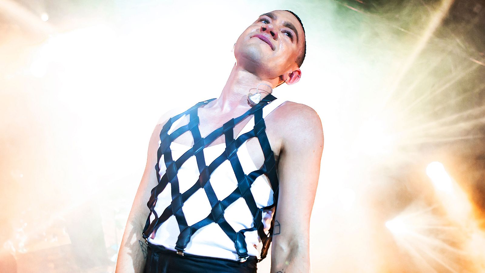 PrepartyES 2024: Olly Alexander (Reino Unido) interpreta "Dizzy" | Ver