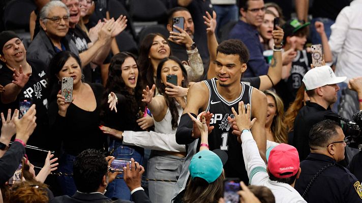 Telediario Fin de Semana - Wembanyama firma su mejor partido hasta ahora en la NBA
