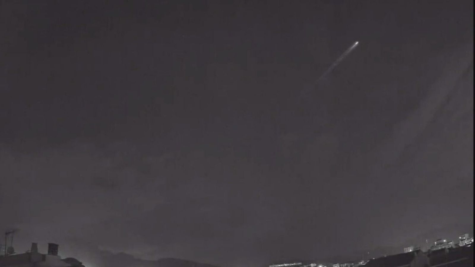 El CSIC detecta un "bólido artificial" sobrevolando la Península | Ver