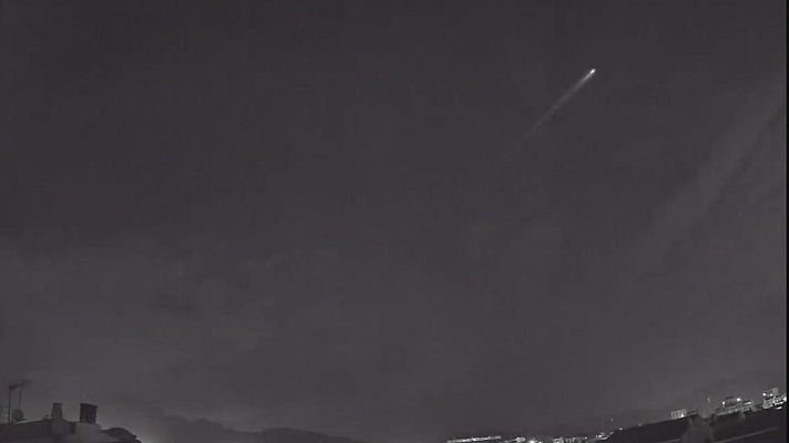 Telediario Fin de Semana - El CSIC detecta un "bólido artificial" sobrevolando la Península y todo apunta a una "reentrada"