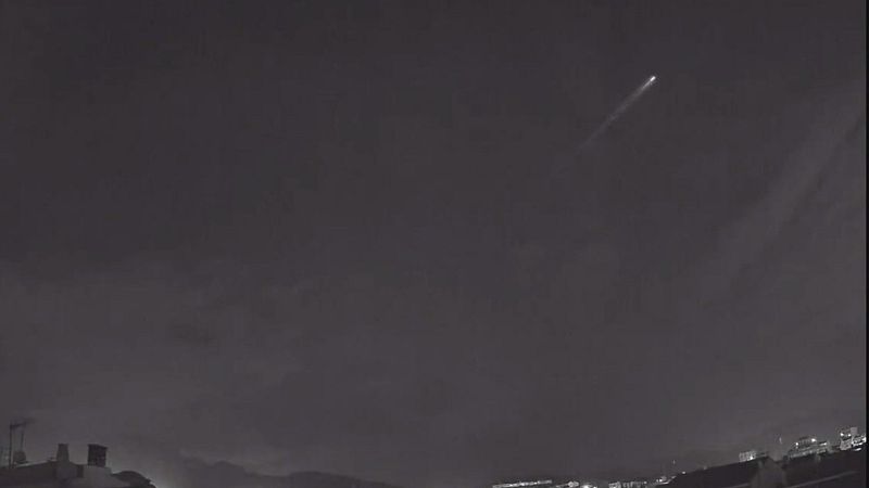 El CSIC detecta un "bólido artificial" sobrevolando la Península y todo apunta a una "reentrada"