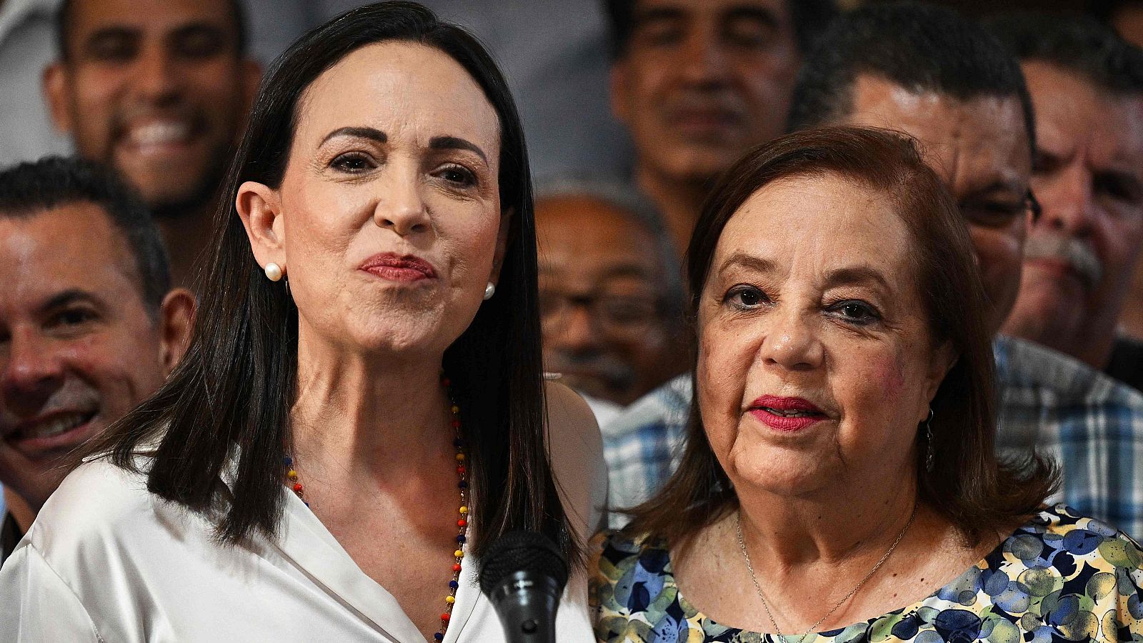 Venezuela: La oposición denuncia trabas para inscribir a sus candidatos | Ver