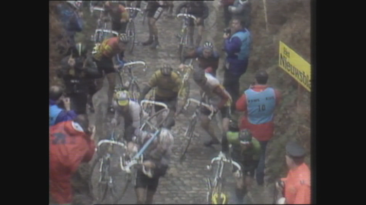 Ciclismo - El Koppenberg ya hizo estragos en el Tour de Flandes de 1985