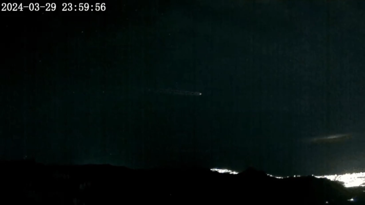 Telediario 1 - El destello percibido el pasado fin de semana en España se trata de un "bólido rozador"