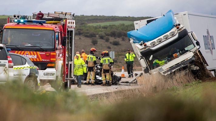 Telediario 1 - La Semana Santa deja al menos 26 fallecidos en accidentes de tráfico, según el balance de la DGT