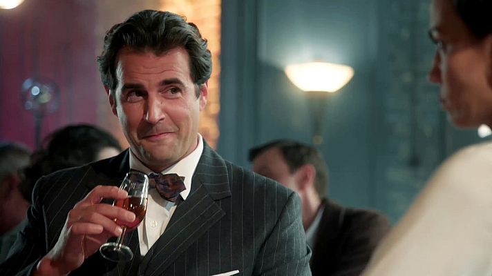 Salón de té La Moderna - Mario le pide perdón a Teresa