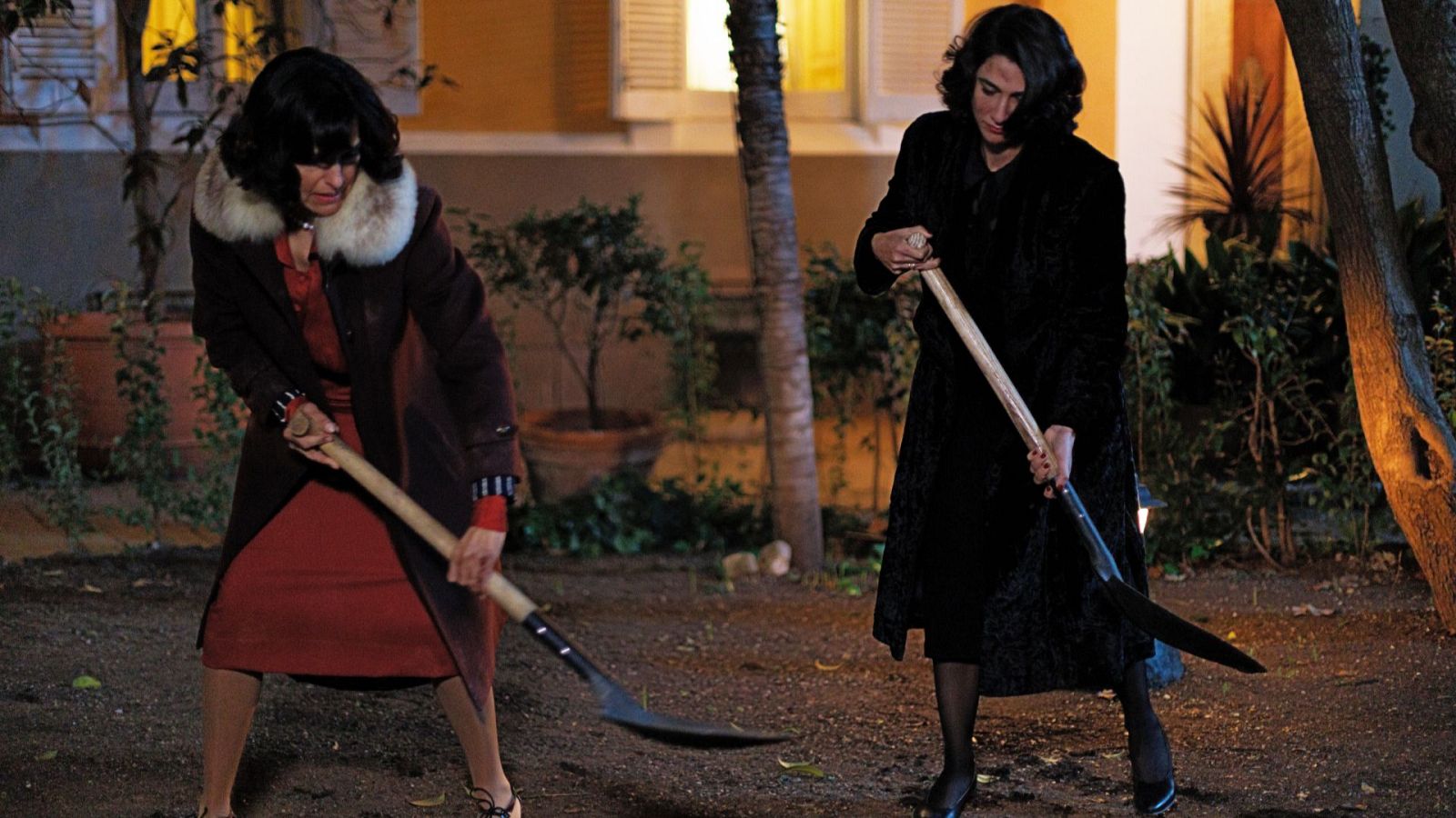 La Moderna: Doña Carla y doña Bárbara entierran a Aguirre | Ver