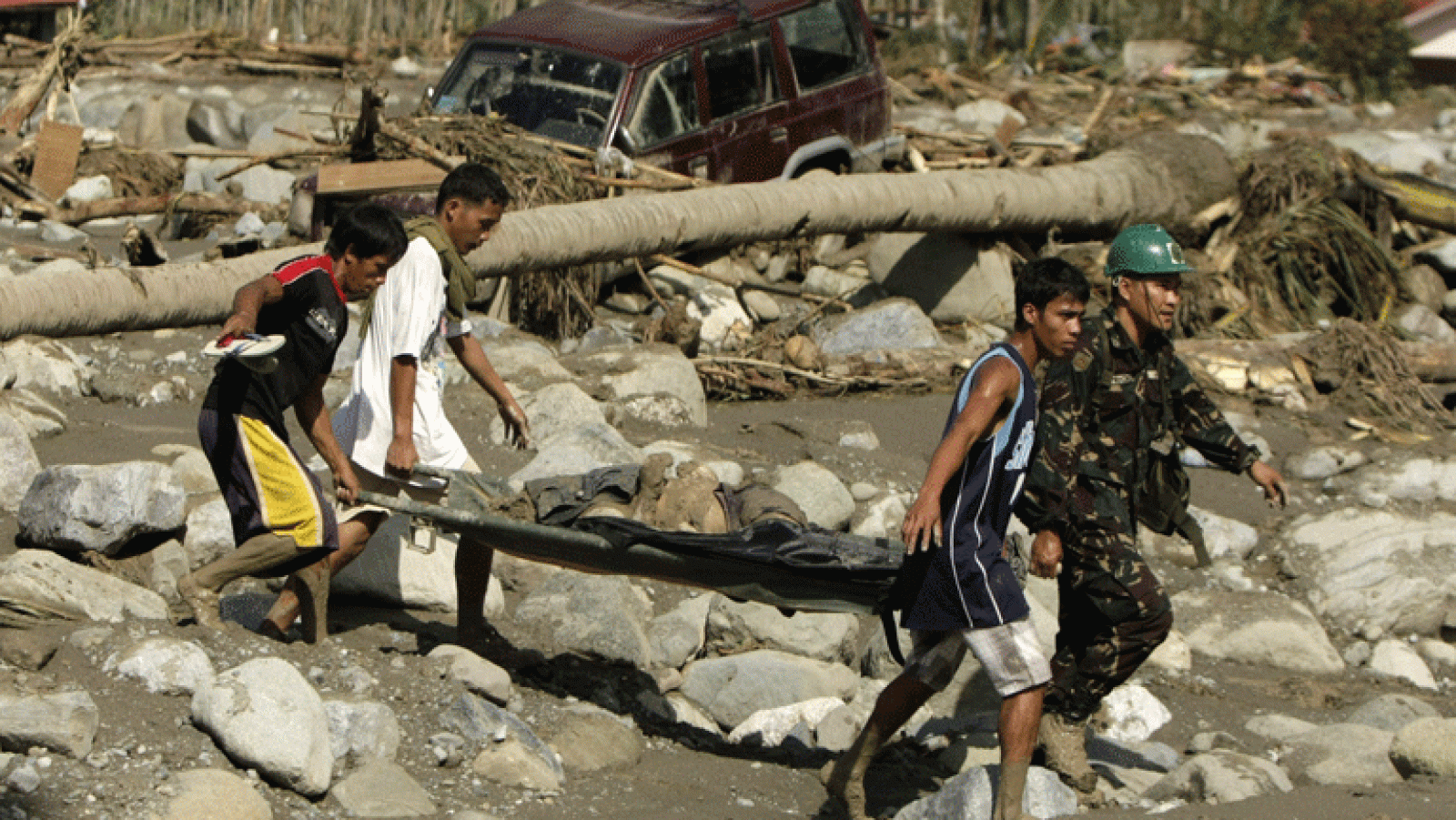 EE.UU., Canadá, Reino Unido y Australia ayudarán a los damnificados por el tifón en Filipinas