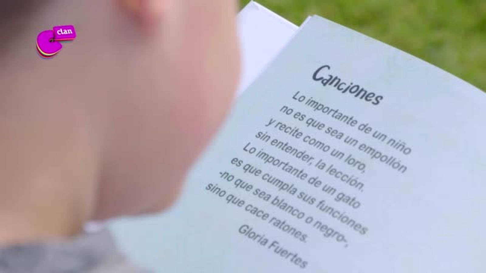 Poesía - Canciones (Gloria Fuertes) - El mes de... | Ver