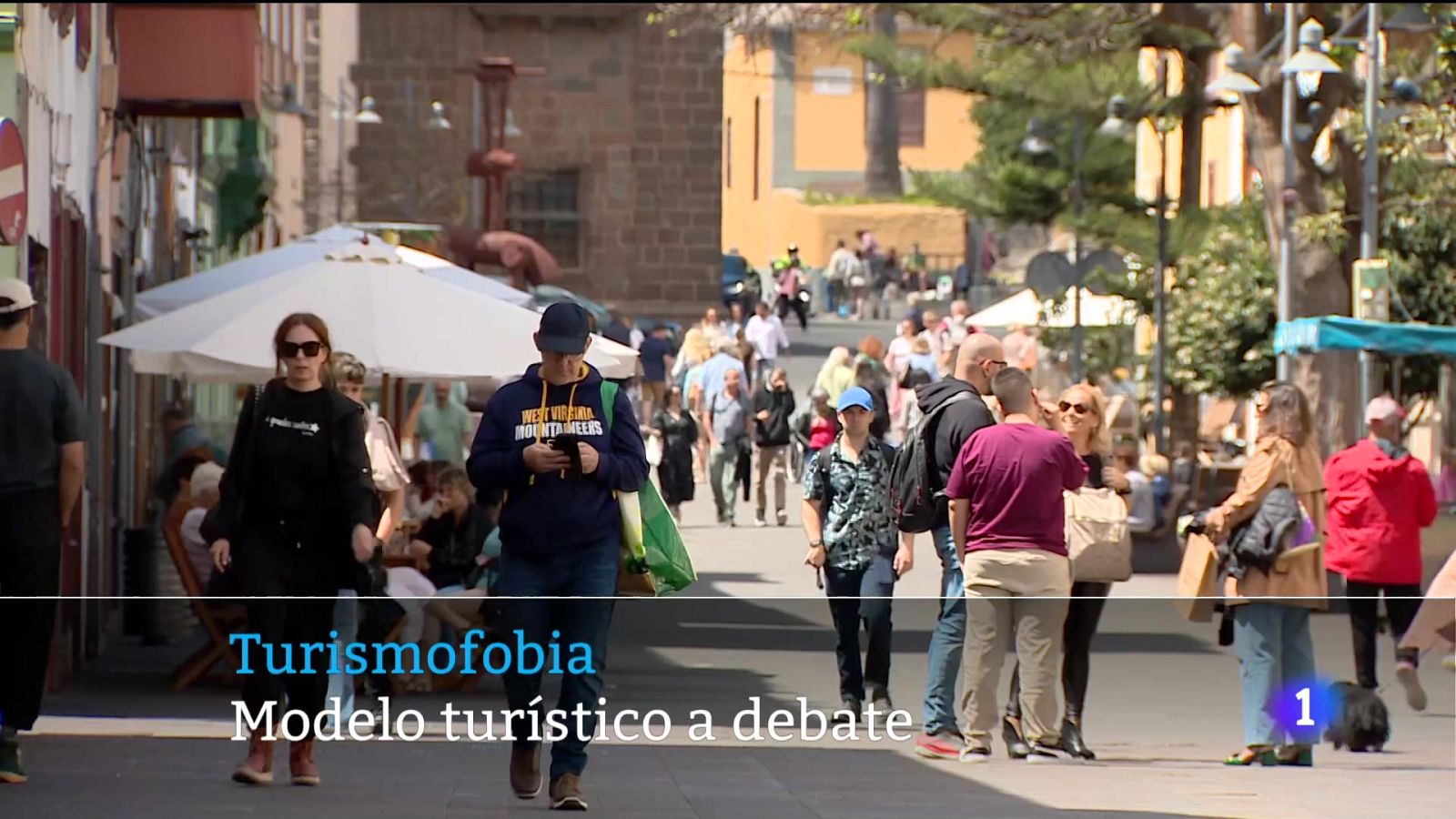 La convocatoria de manifestaciones en todas las islas pone sobre la mesa el debate del modelo turístico canario.