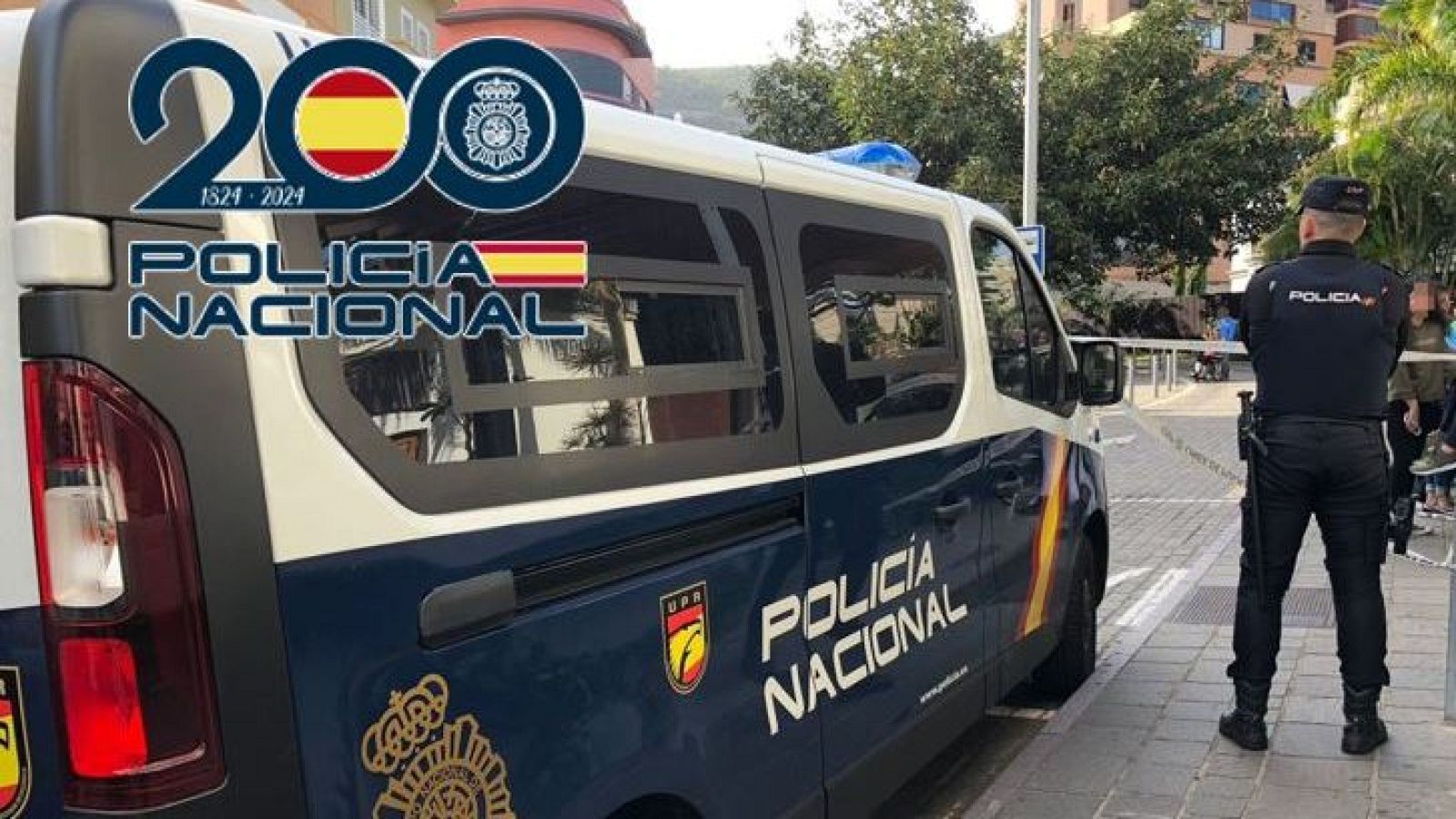 La rápida actuación de la policía salva a un niño de dos años | Ver