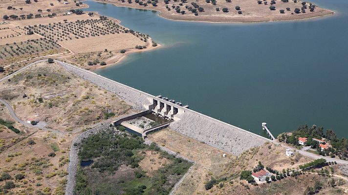 Telediario 2 - El embalse de Sierra Boyera duplica su cantidad de agua y llega al 70% de su capacidad