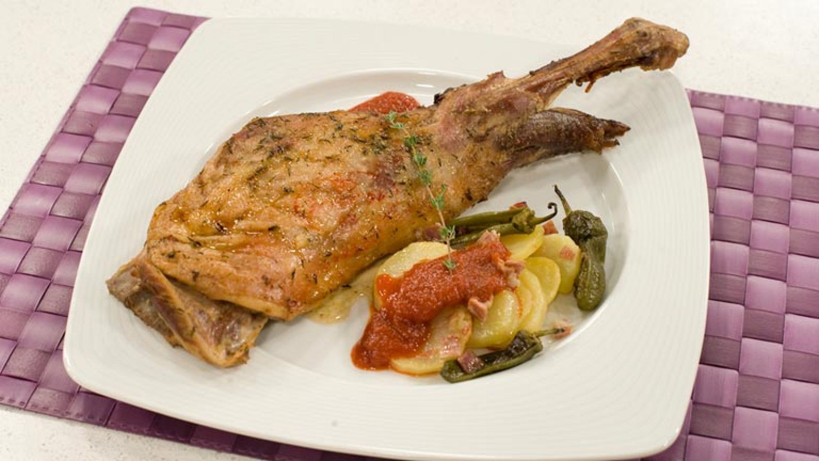 Saber cocinar - Cordero asado con mermelada de morrones