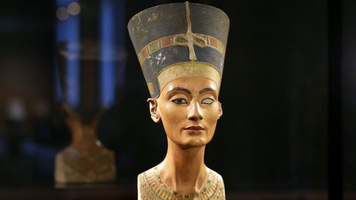 Telediario 1 - Exposición de Nefertiti en Alemania