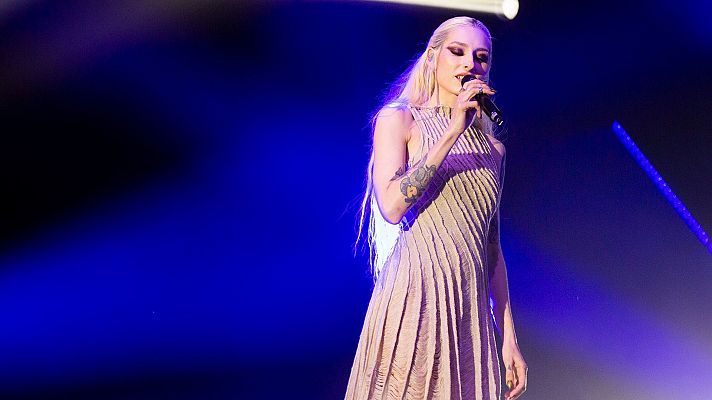 Eurovisión - Raiven (Eslovenia) canta "Veronika"