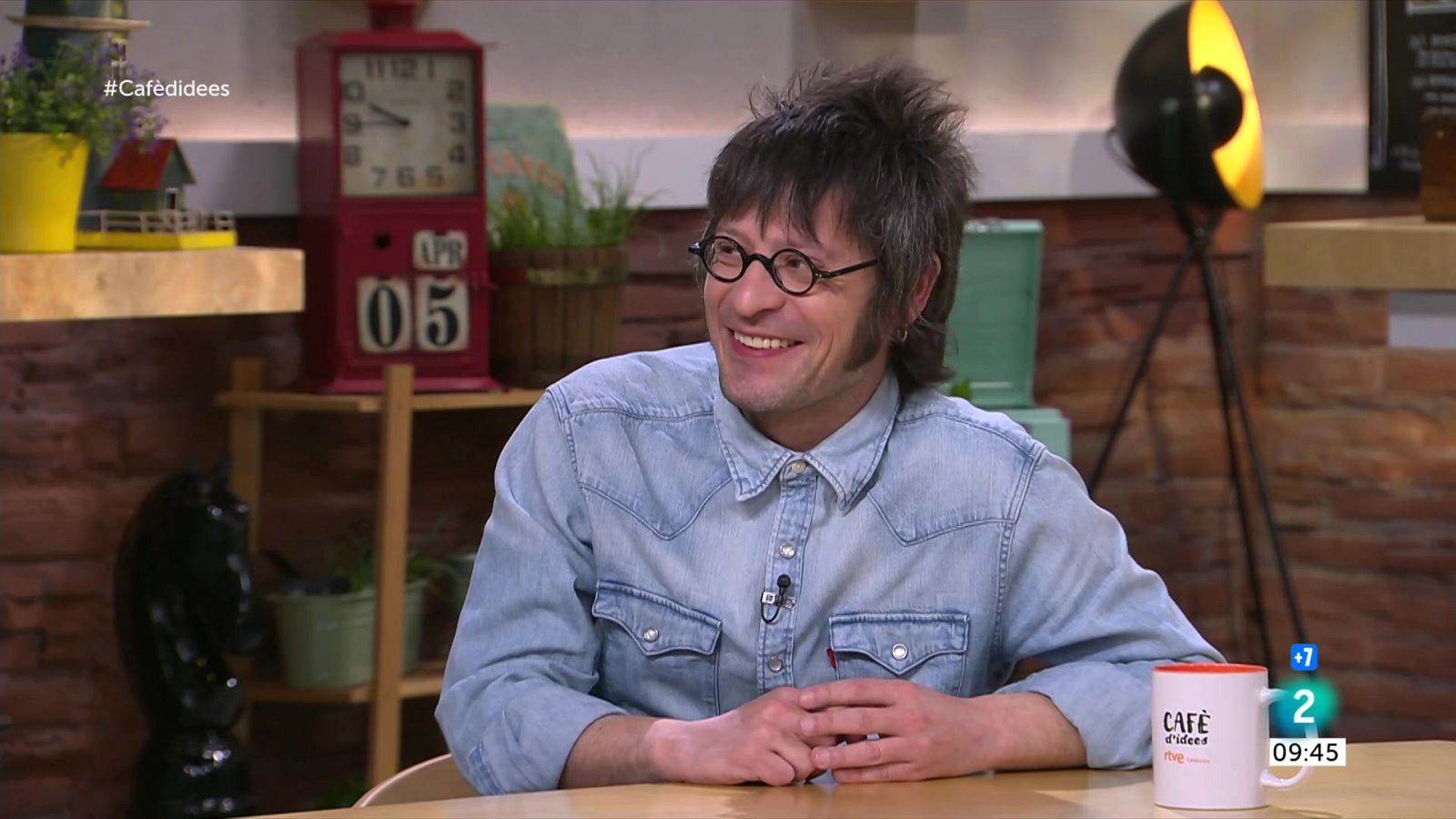 Ferran Grau presenta 'Hiperràbia', basat en el crim del caixer - Cafè d'idees | Veure