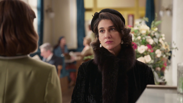 Salón de té La Moderna - Doña Carla acusa a Matilde de enviarle el anónimo