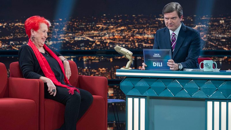 Entrevista a Rosa María Calaf - Late Xou con Marc Giró | Ver