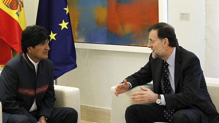 Telediario 1 - Rajoy recibe a Evo Morales en Moncloa para fomentar las relaciones con Bolivia