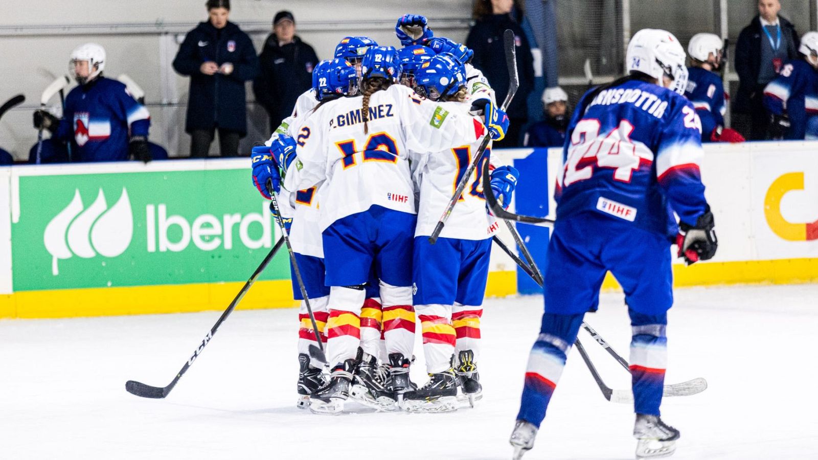 Hockey hielo: segunda victoria de España en el Mundial femenino | Ver