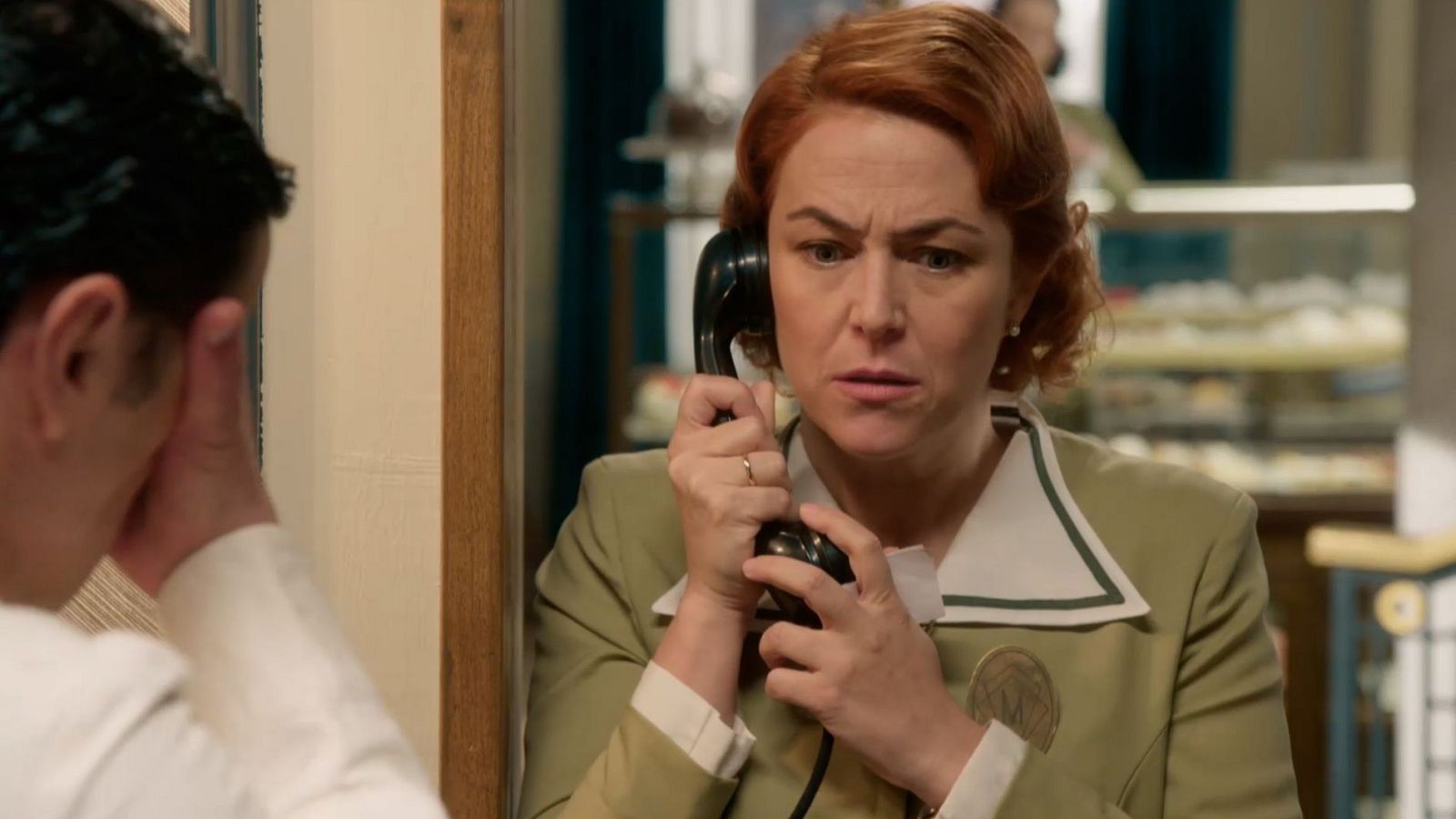 La Moderna: Antonia da un paso más para salvar a Marta - Salón de té La Moderna | Ver