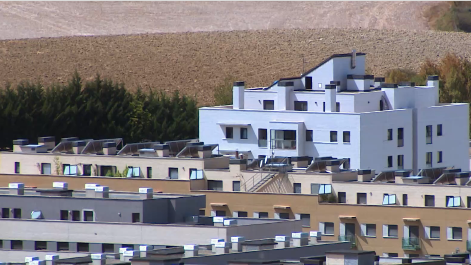 Hasta dos años de retraso en España para cobrar las ayudas europeas a los paneles solares | Ver