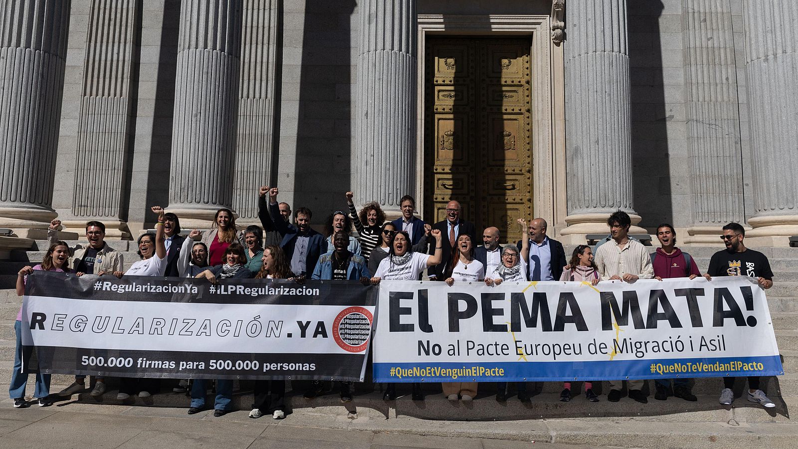 El Congreso aprueba la tramitación de la ILP de regularización de inmigrantes | Ver