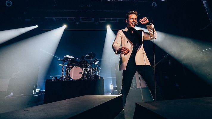 Telediario 1 - 'The Killers' ofrece un concierto sorpresa en una pequeña sala de Barcelona