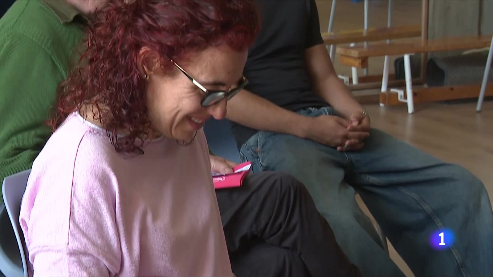 Millorar la salut mental dels pacients amb Parkinson - L'Informatiu | Veure