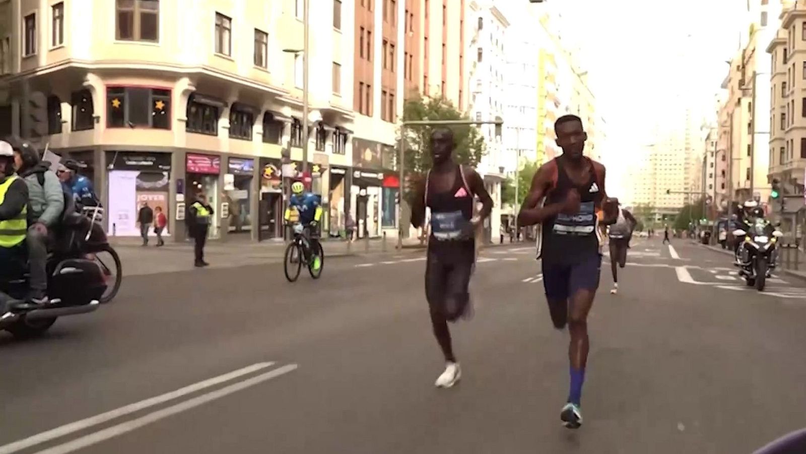 Atletismo en acción - Programa 4 - Atletismo en acción | Ver