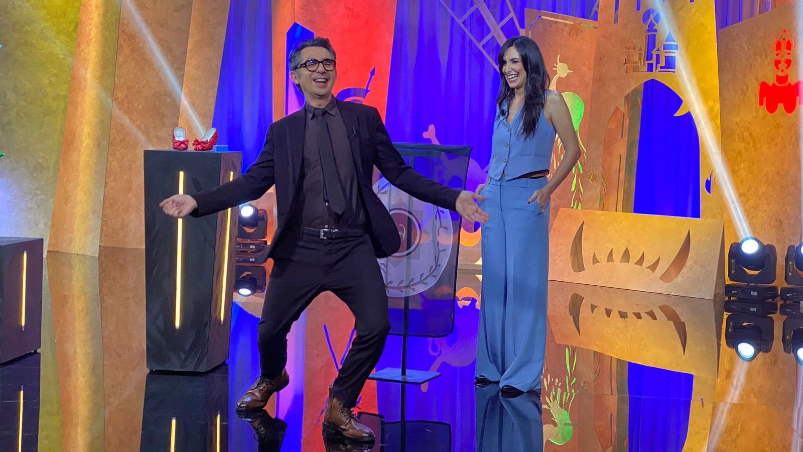 El Muestrario con Isabel Vázquez. Geografías Imaginarias - Ovejas eléctricas | Ver