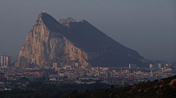 Telediario 2 - Continúa sin haber acuerdo político sobre el estatus de Gibraltar tras el 'Brexit', pero sí "avances importantes"