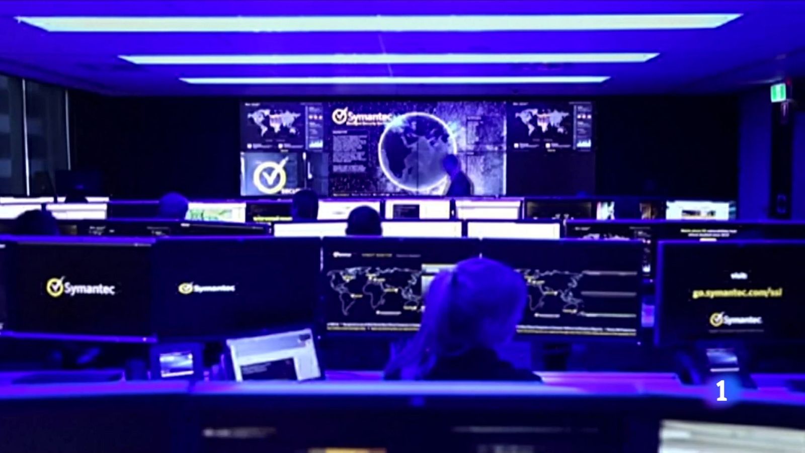 Una de cada quatre empreses pateix ciberatacs: només 46% denuncien - L'Informatiu | Veure