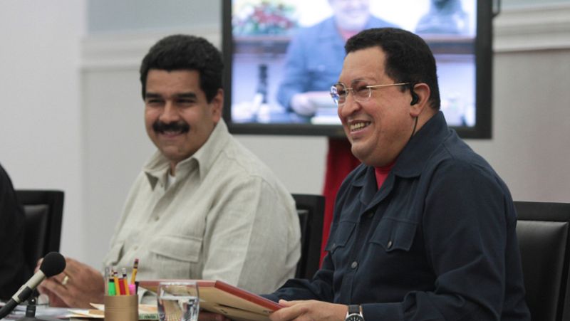Chávez designa sucesor a Maduro ante una nueva operación de cáncer